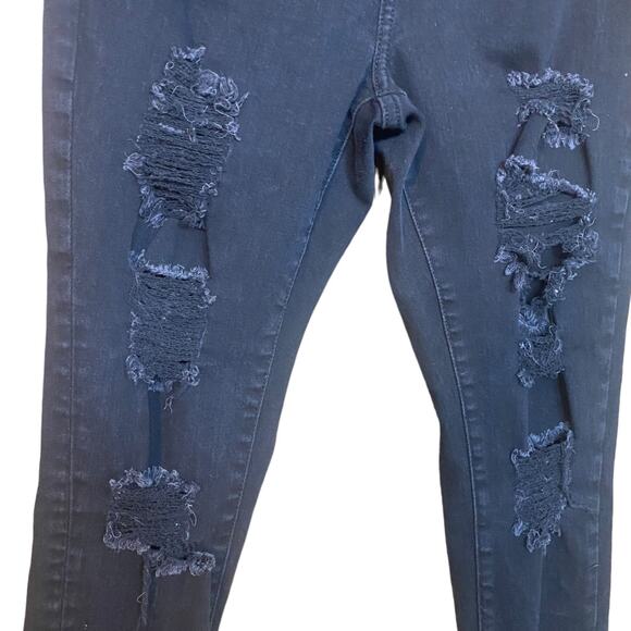 Arizona Black skinny distressed High Rise jeggings with holes - Juniors 11 Short - Picture 2 of 7